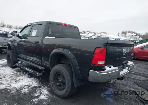 2016 Ram 2500 Tradesman z USA, uszkodzony, nr VIN 3C6UR5CJ7GG106905
